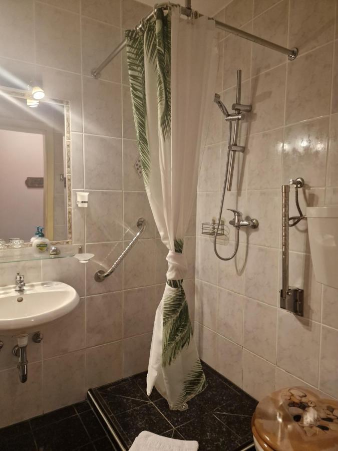 אינזל Hotel Bavaria מראה חיצוני תמונה