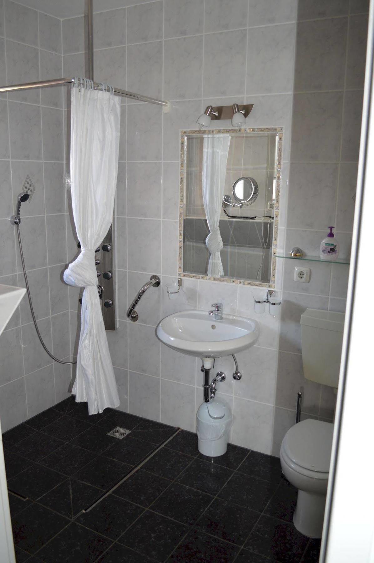 אינזל Hotel Bavaria מראה חיצוני תמונה